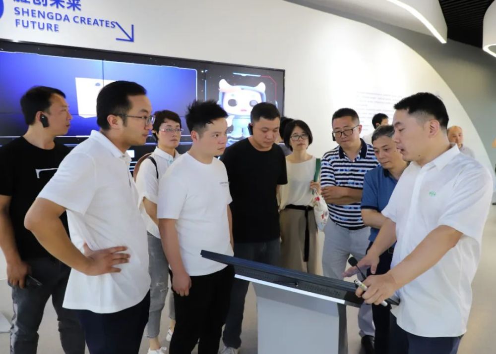 赴杭觀摩智能工廠，助力屯溪工業(yè)升級